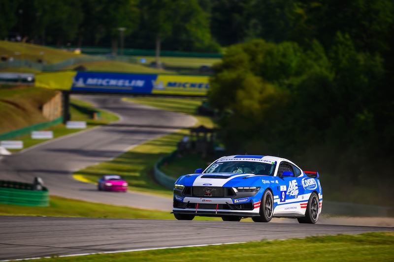 Mustang Challenge 2026: VIR race 2